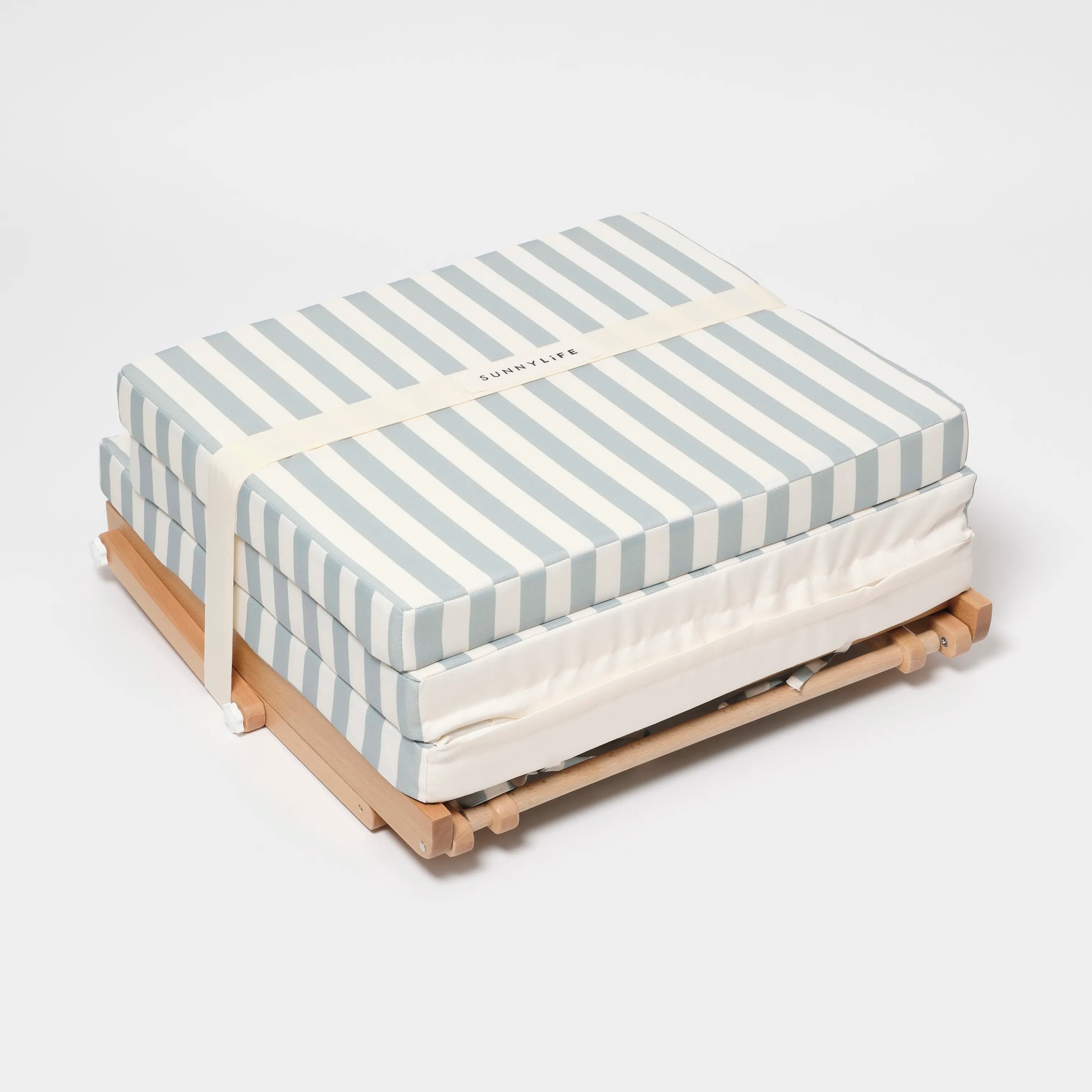 SunnyLife La Palma Daybed