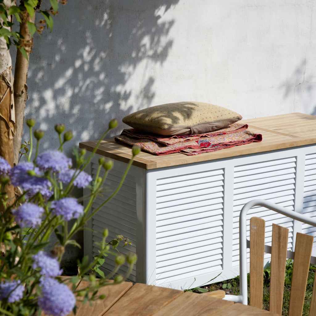  Outdoor/Indoor Louver Hyndeboks