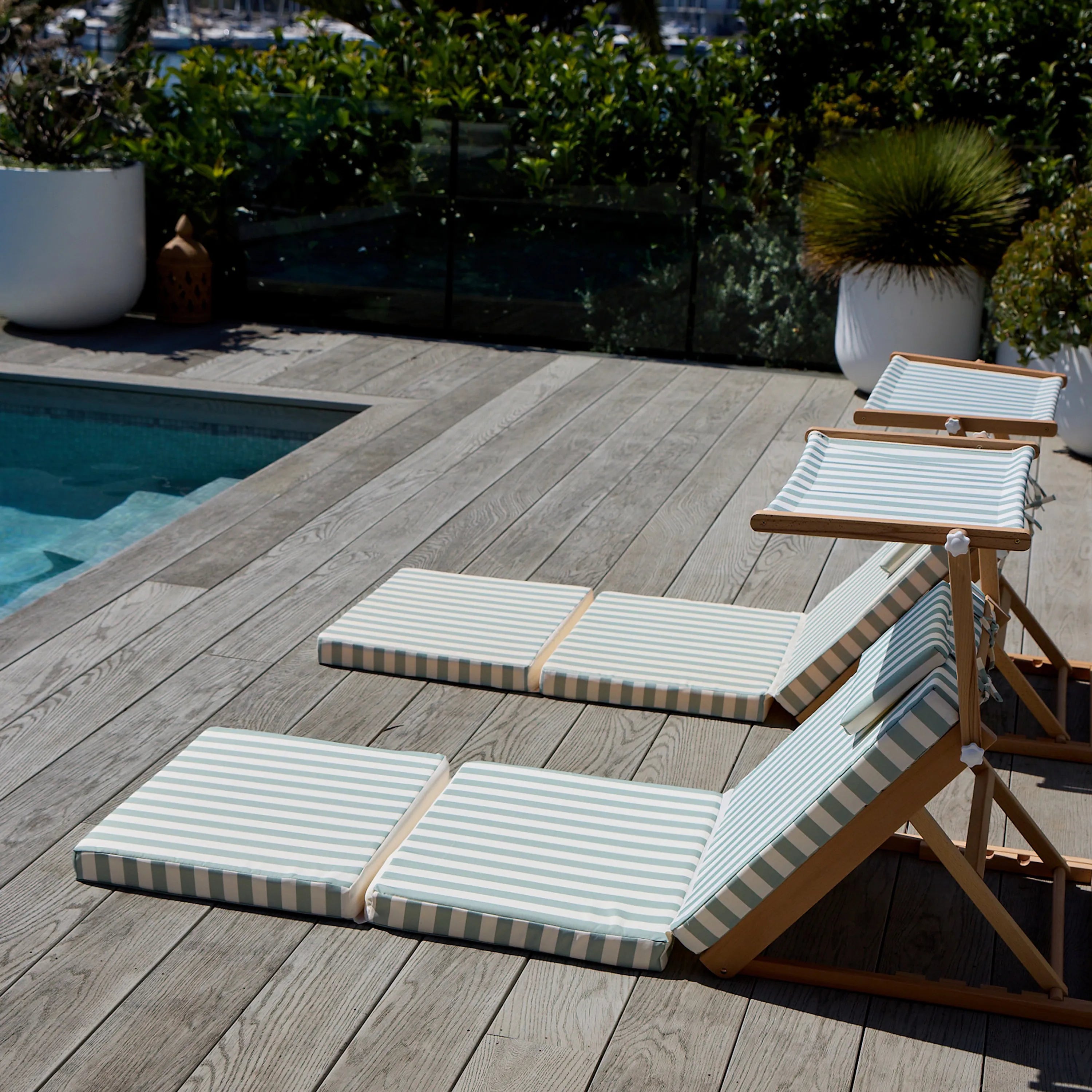 SunnyLife La Palma Daybed