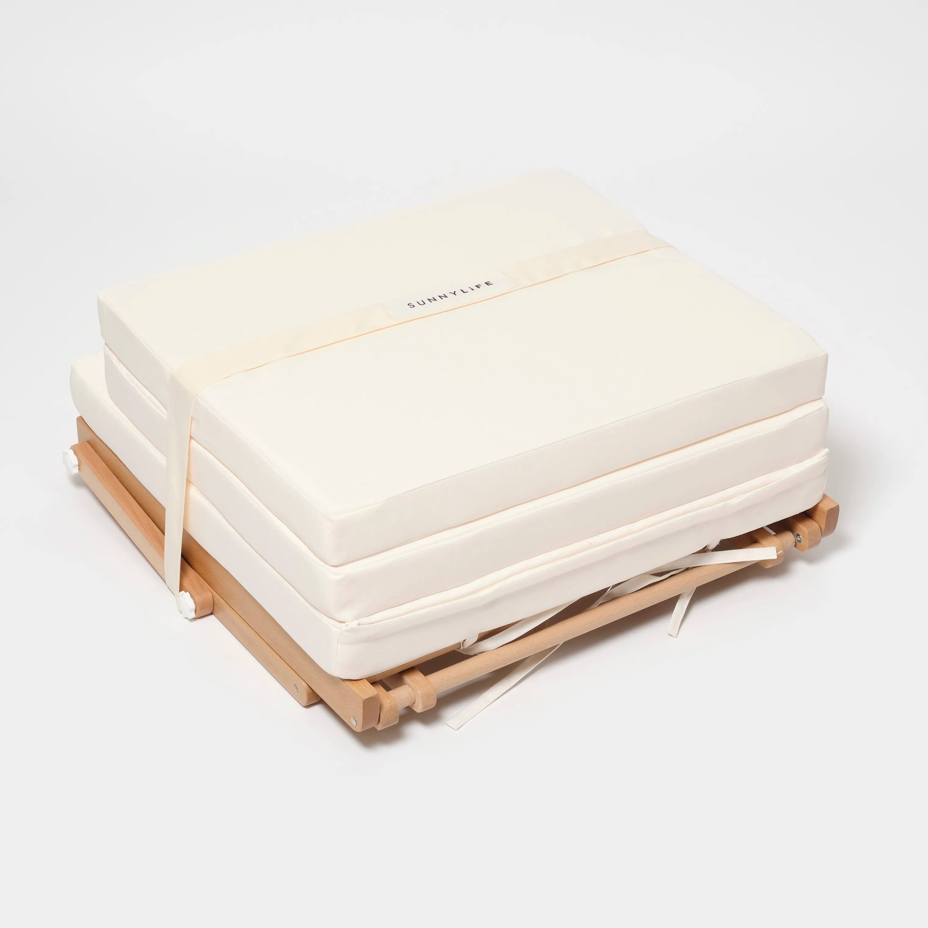 SunnyLife La Palma Daybed